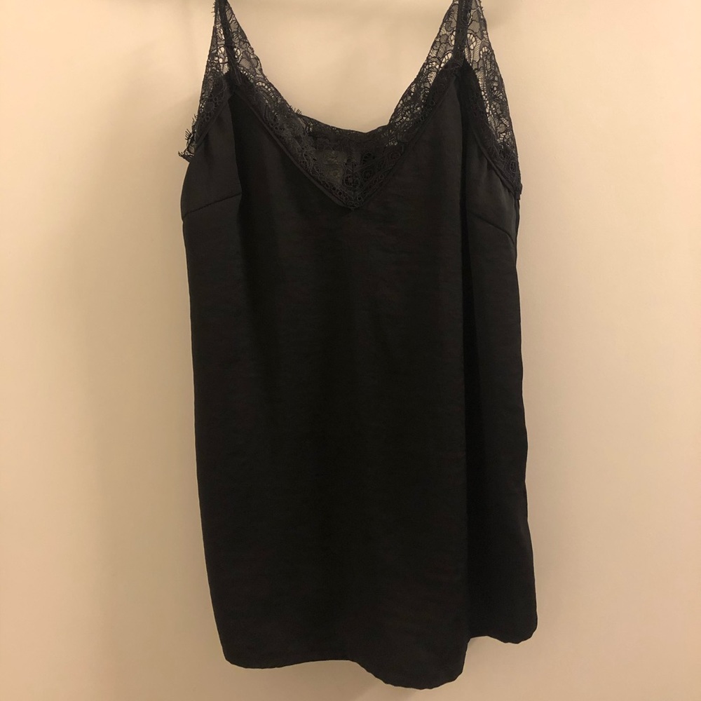 black tank